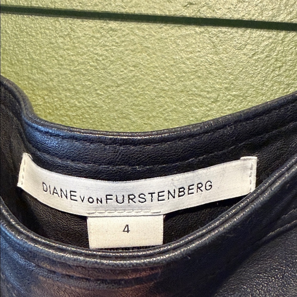 Diane Von Furstenberg Black Leather Skirt - Picture 2 of 8